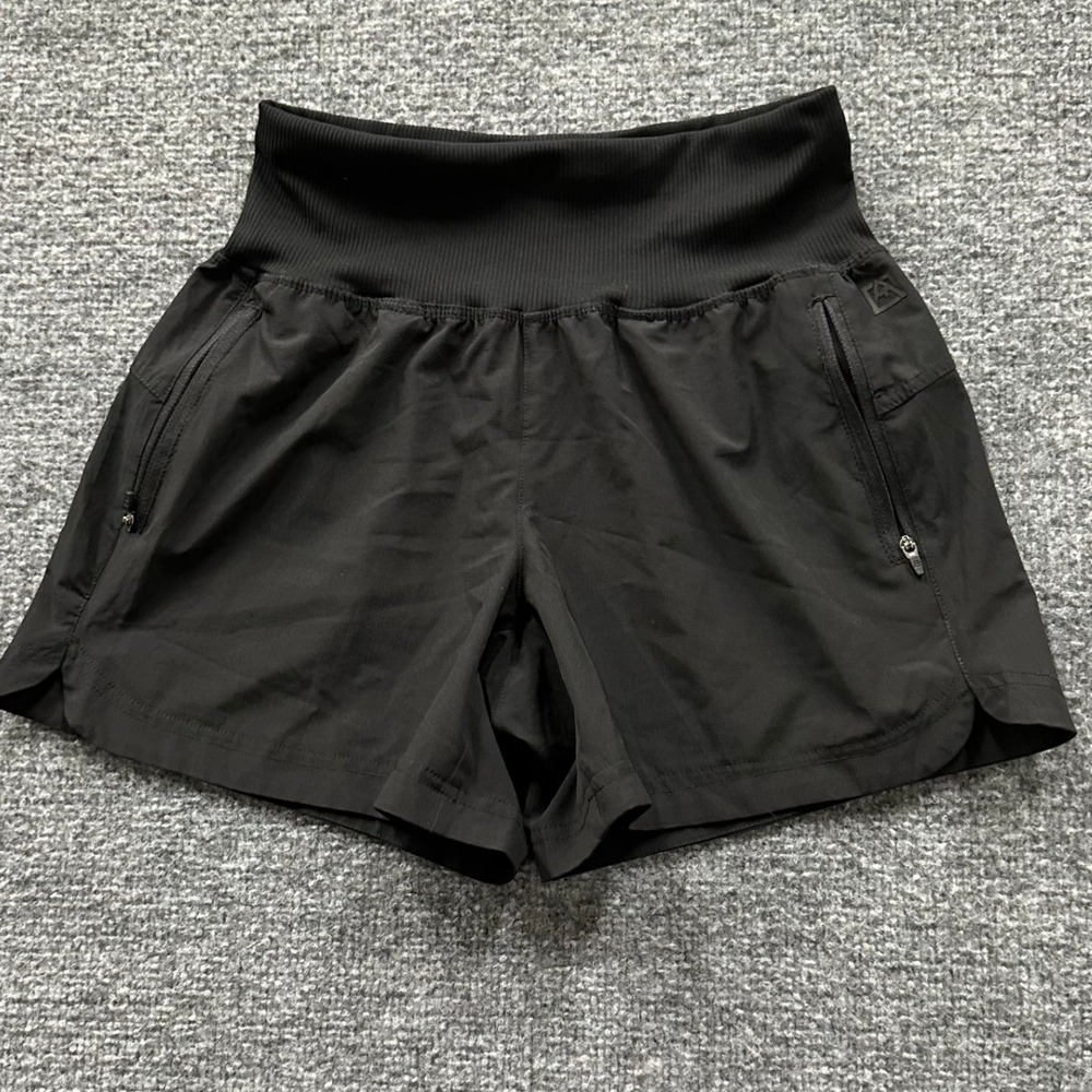 Avalanche Shorts Womens Size S Black Ribbed Waistband Athletic Hiking Pockets